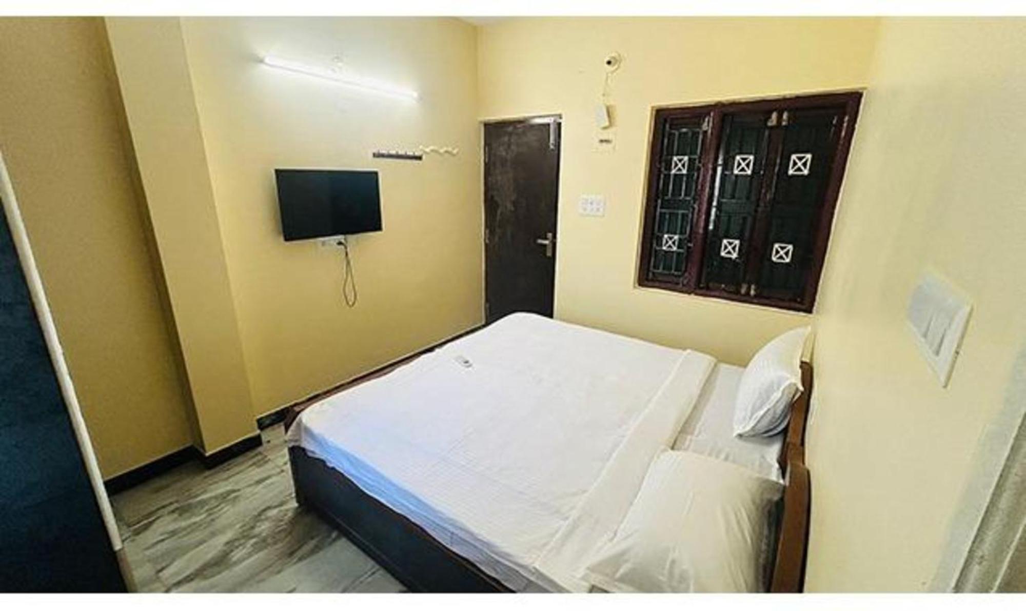 Hotel Fabhotel Neethu Residency I 2*